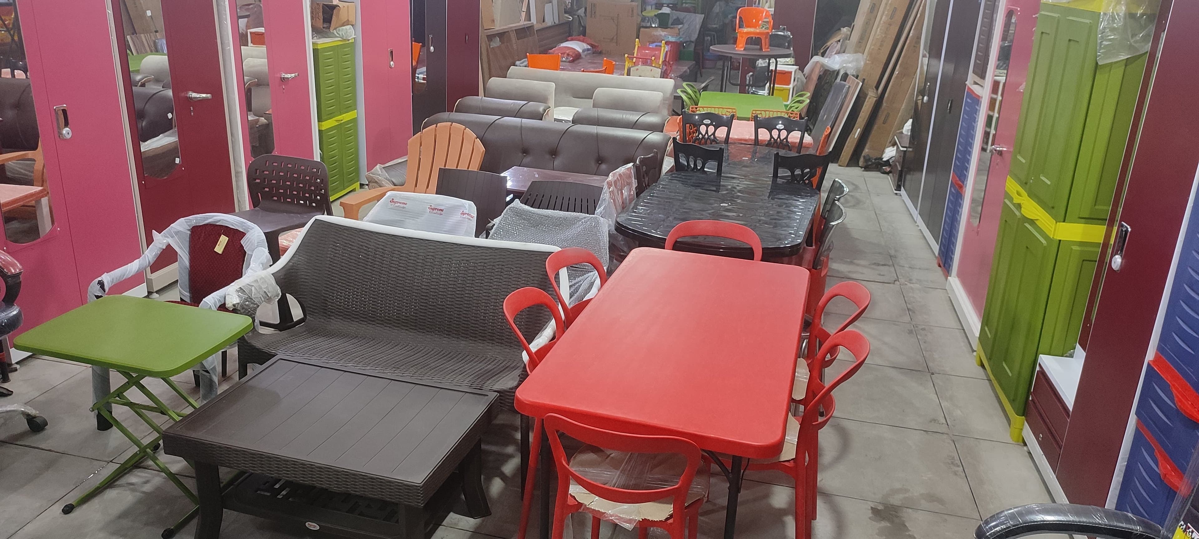 Amit Plastic Showroom 3